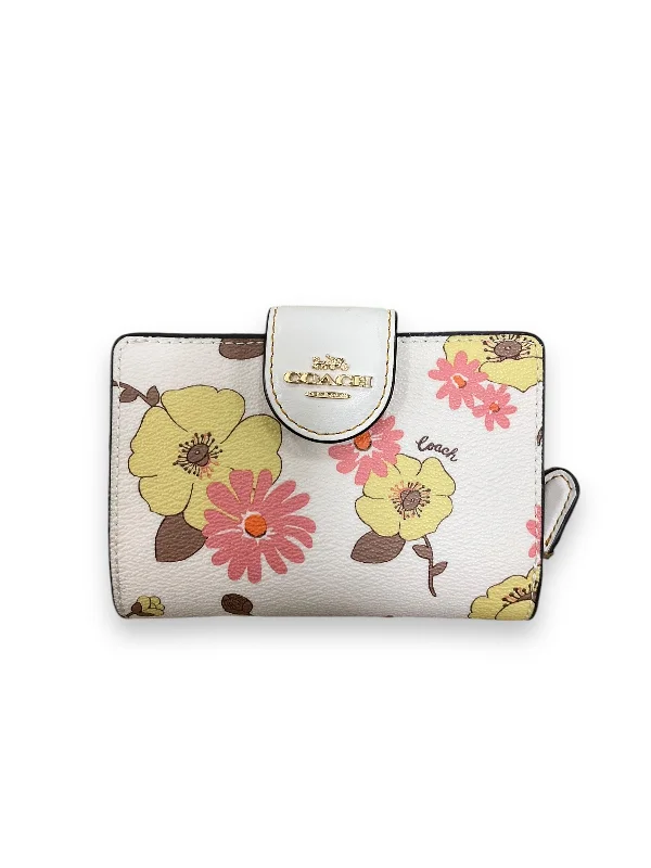 Wallet Designer By Coach, Size: Medium