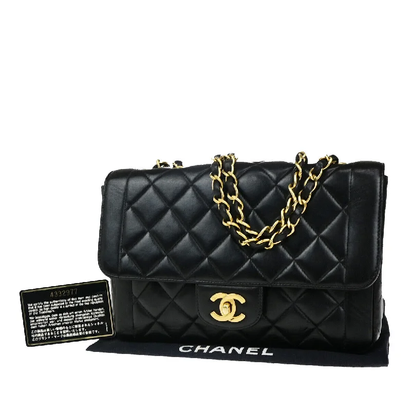 Chanel Single Flap  Leather Shoulder Bag (Pre-Owned)