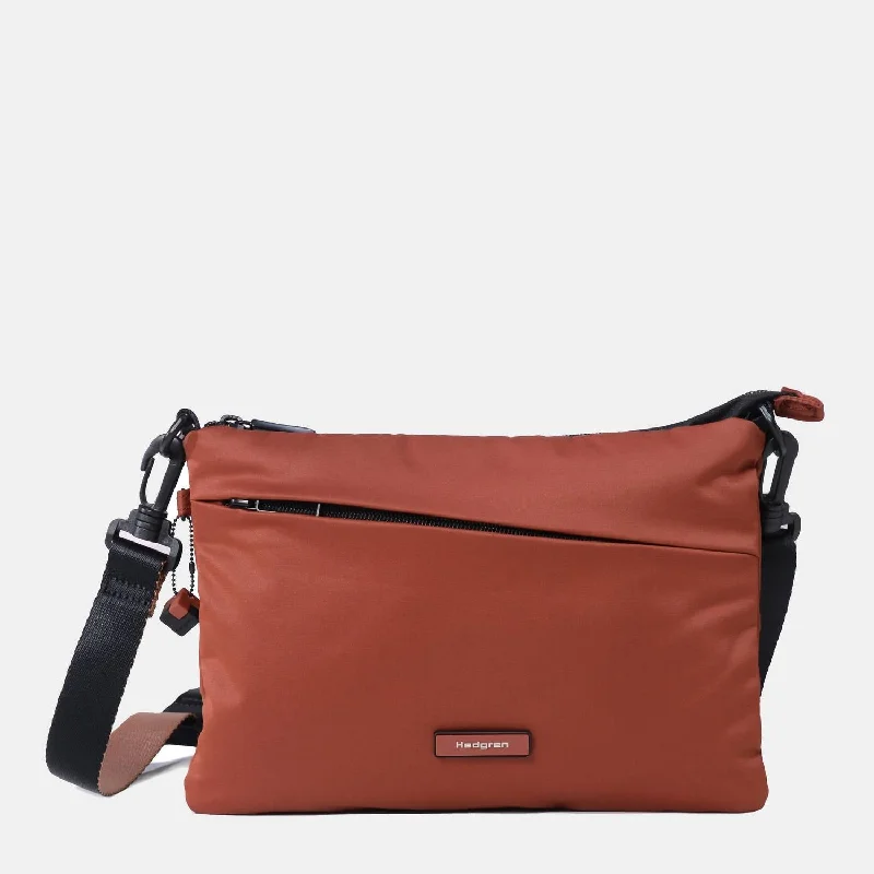 Orbit Flat Crossbody In Cherry Mahogany