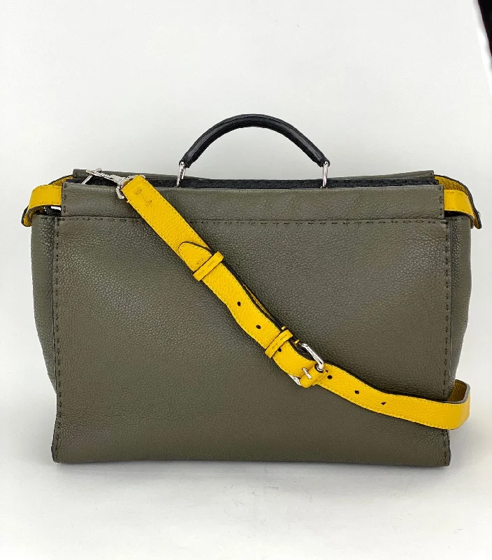 FENDI SELLERIA large Peekaboo Iconic Essential Messenger Briefcase Attache